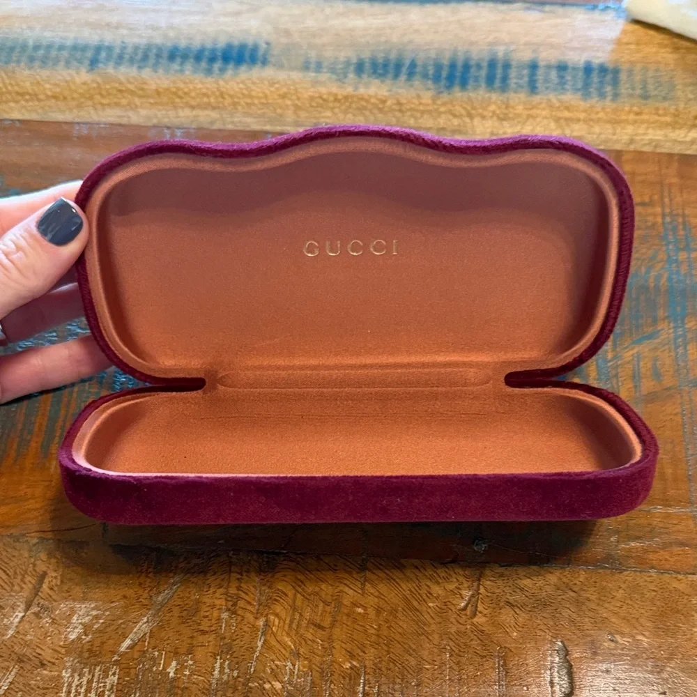 Gucci Elegant Velvet Glass Case- never used. - Picture 2 of 3